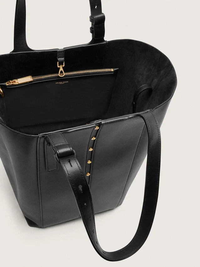 24/7 Bag North South in black leather with adjustable handles