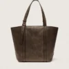 24/7 East West Bag in dark brown distressed leather