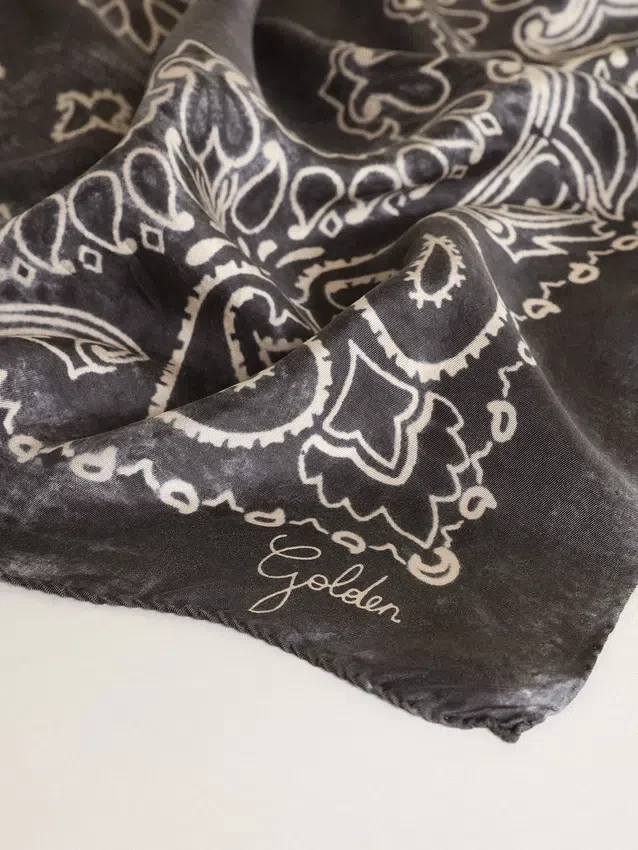 Anthracite gray scarf with paisley print