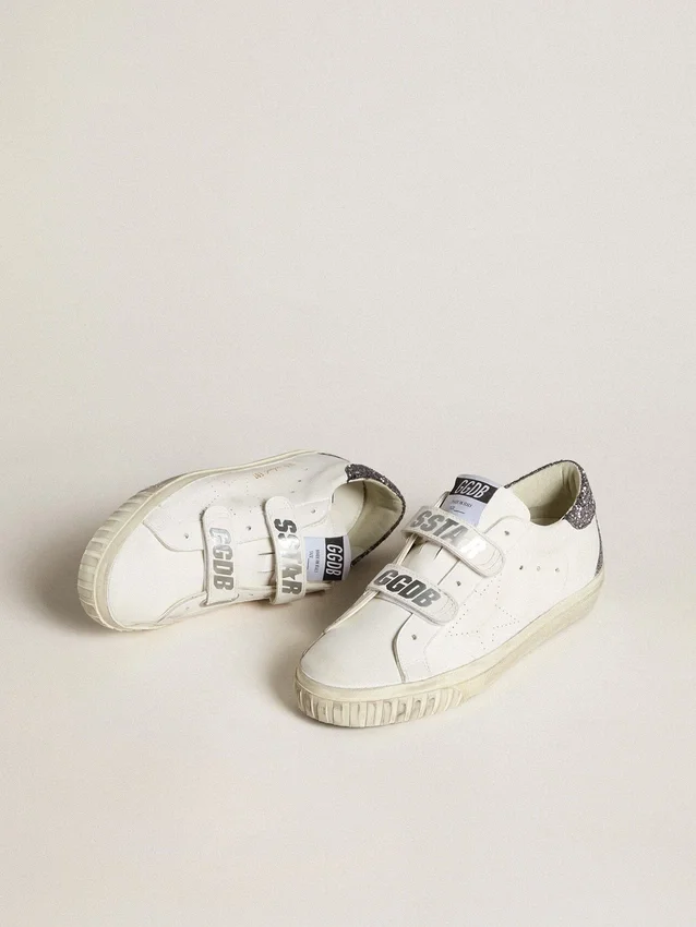 Bio-based Old School with perforated star and glitter heel tab