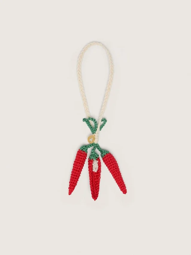 Chili pepper charm in cotton crochet with white crochet chain