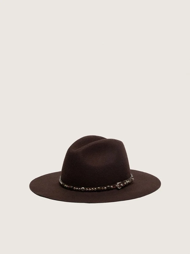 Coffee-brown hat with studded leather strap