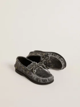 Cruise Teen loafer in distressed-effect black leather