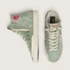 Francy in green suede with silver metallic leather star