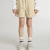 Girls' sand-colored shorts with embroidered logo