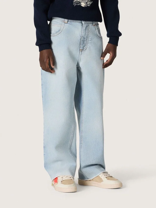 Golden boys’ jeans in light blue denim with an embroidered logo