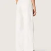 Golden women’s boyfriend jeans in optical white bull denim