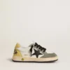 Junior Ball Star in white nappa with dark green suede inserts and black star