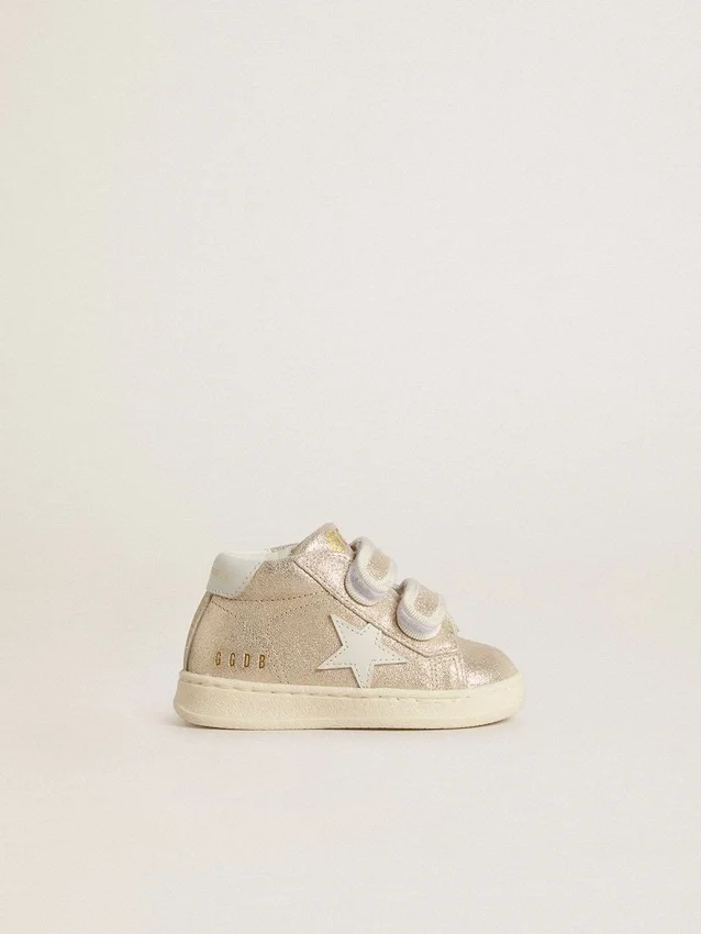 Junior June in sand-colored metallic suede with white leather star and heel tab