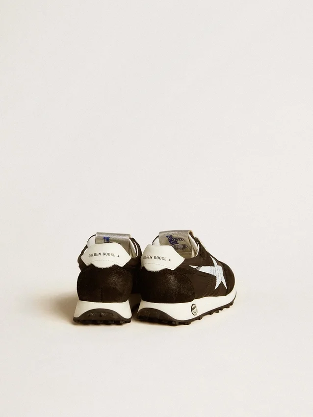 Junior Marathon in black nylon with printed star and leather heel tab