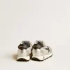 Junior Marathon in silver nylon with black star and leather heel tab