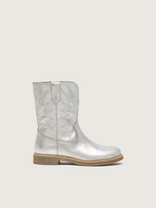 Junior Wish boots in silver metallic leather with star embroidery