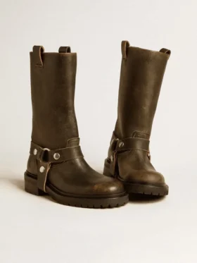 Kurt boots in black leather with silver buckle