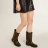Kurt boots in black leather with silver buckle