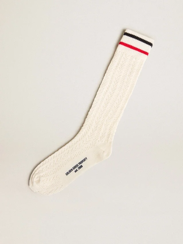 Long ribbed socks in vintage white with two-tone stripes