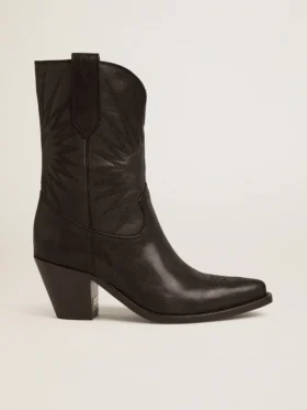 Low Wish Star boots in black leather with tone-on-tone inlay star