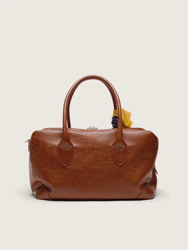 Medium Vita Bag in light brown leather with charms and silver details