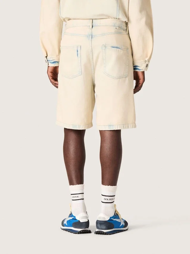 Men's Bermuda shorts in light sand-colored denim