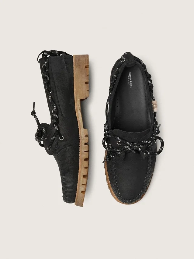 Men's Cruise loafers in black waxed suede with black hiking laces