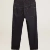 Men’s dark blue jeans in one-wash denim