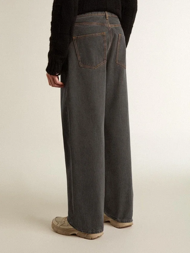 Men's dark gray jeans in twist crease-wash denim