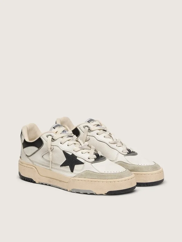 Men’s Forty2 with black star and black leather heel tab