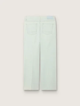 Men’s jeans in light blue denim