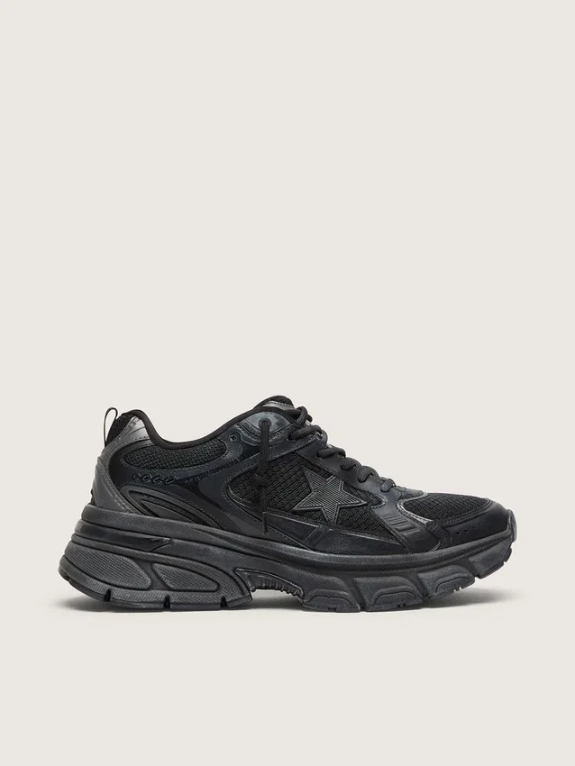 Men’s Lightstar with black leather and mesh upper and black star