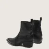 Men’s low Debbie boots in black leather