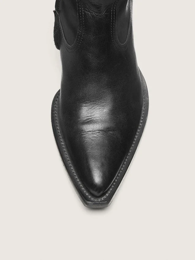 Men’s low Debbie boots in black leather
