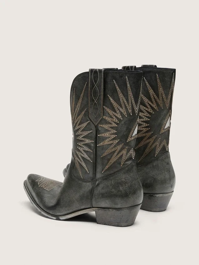 Men's low Wish Star boots in black leather with silver star