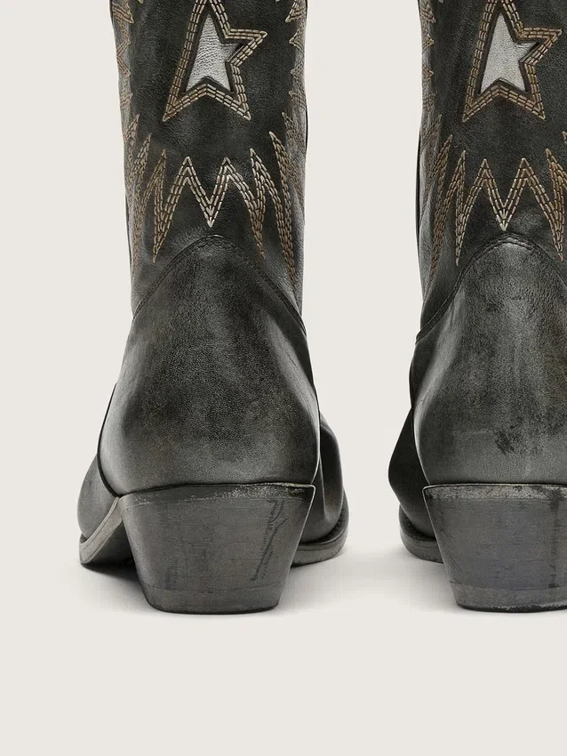 Men's low Wish Star boots in black leather with silver star