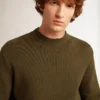 Men's round-neck sweater in military green cotton