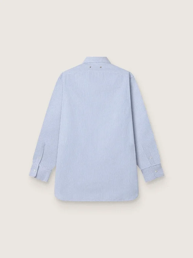 Men's shirt with narrow stripes