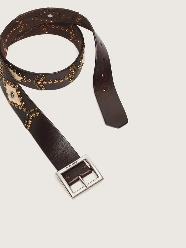 Men’s Sierra belt in mahogany washed leather with decorative studs