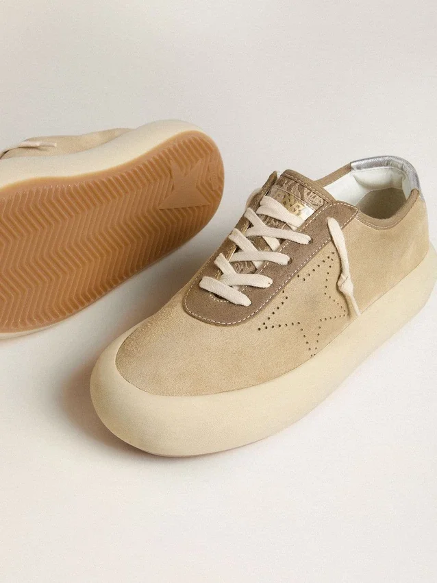 Men's Space-Star in beige suede with perforated star and metallic silver heel tab