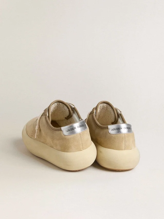Men's Space-Star in beige suede with perforated star and metallic silver heel tab