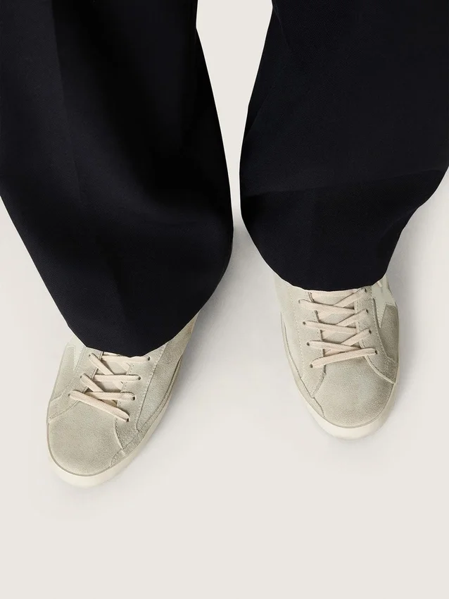 Men’s Super-Star in light gray suede with white leather star
