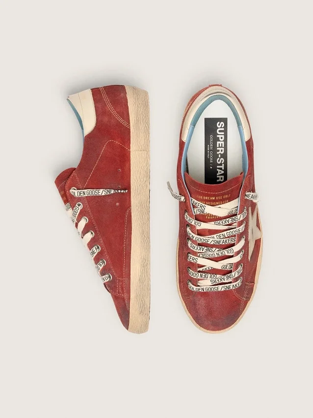 Men’s Super-Star in red suede with cream leather star