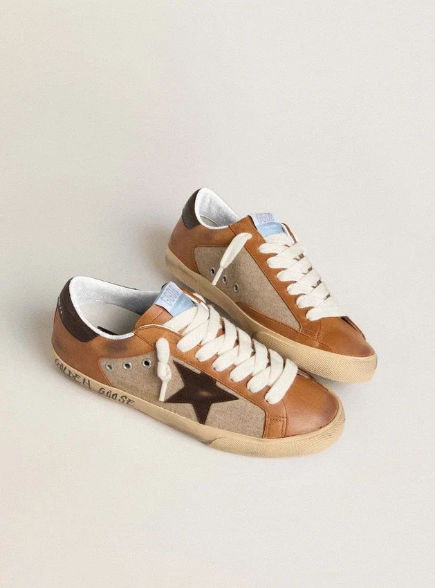 Men's Super-Star LTD in beige wool with brown leather star and camel inserts