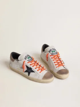 Men’s Super-Star LTD in leather with black leather star and beige leather heel tab