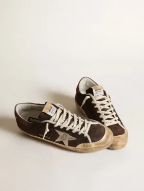 Men’s Super-Star Penstar in brown suede with a platinum star