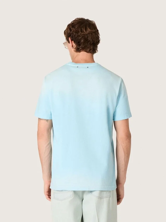 Men’s T-shirt in light blue cotton jersey with graphic print