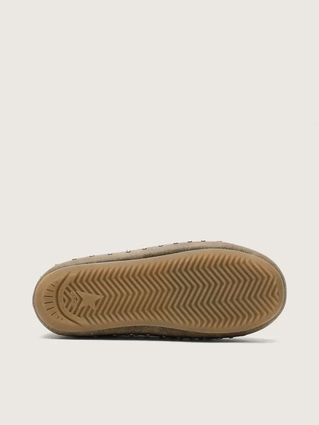 Men’s Tierra in khaki suede with silver studs