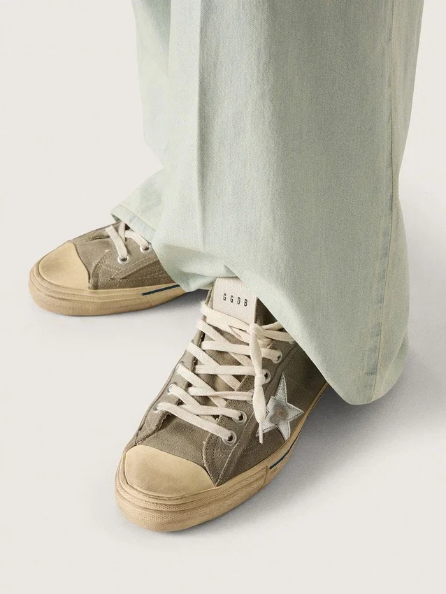Men's V-Star in dove-gray suede with silver metallic leather star