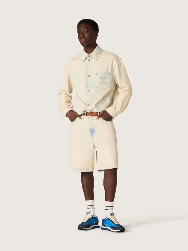 Men's Bermuda shorts in light sand-colored denim
