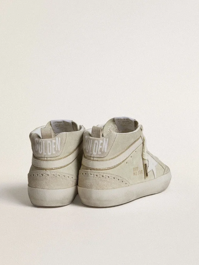 Mid Star in light gray suede with white leather star