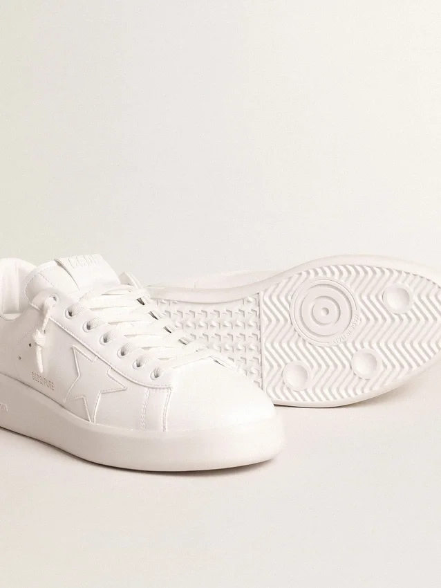 Purestar with white bio-based star and mat green leather heel tab