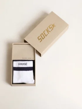 Ribbed socks with navy-blue stripes and logo