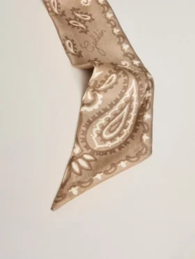Ribbon in dove-gray silk twill with paisley pattern